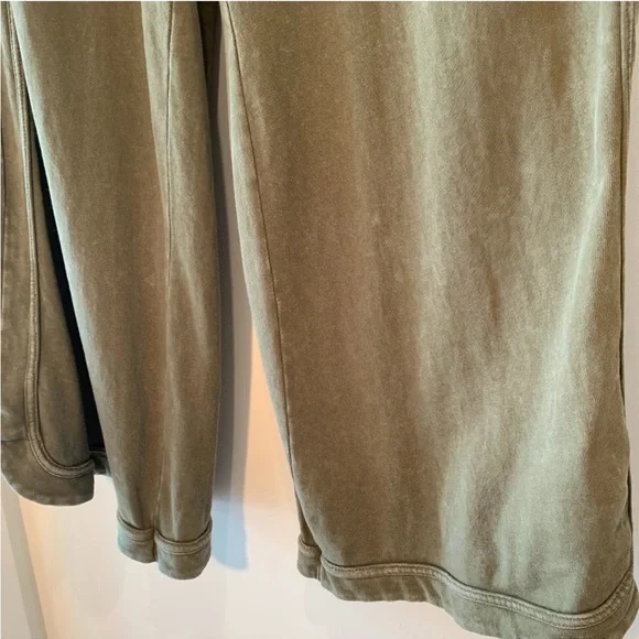 EASEL Wide-leg French terry lounge pants olive green NWT - Picture 8 of 8